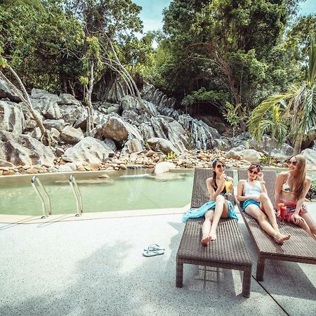 Aman Tioman Beach Resort Kampung Genting Exterior photo