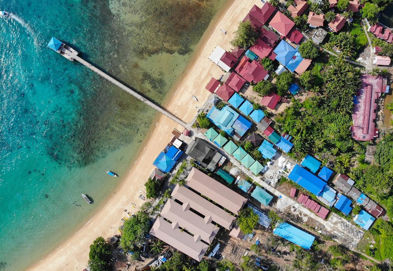 Aman Tioman Beach Resort Kampung Genting Exterior photo