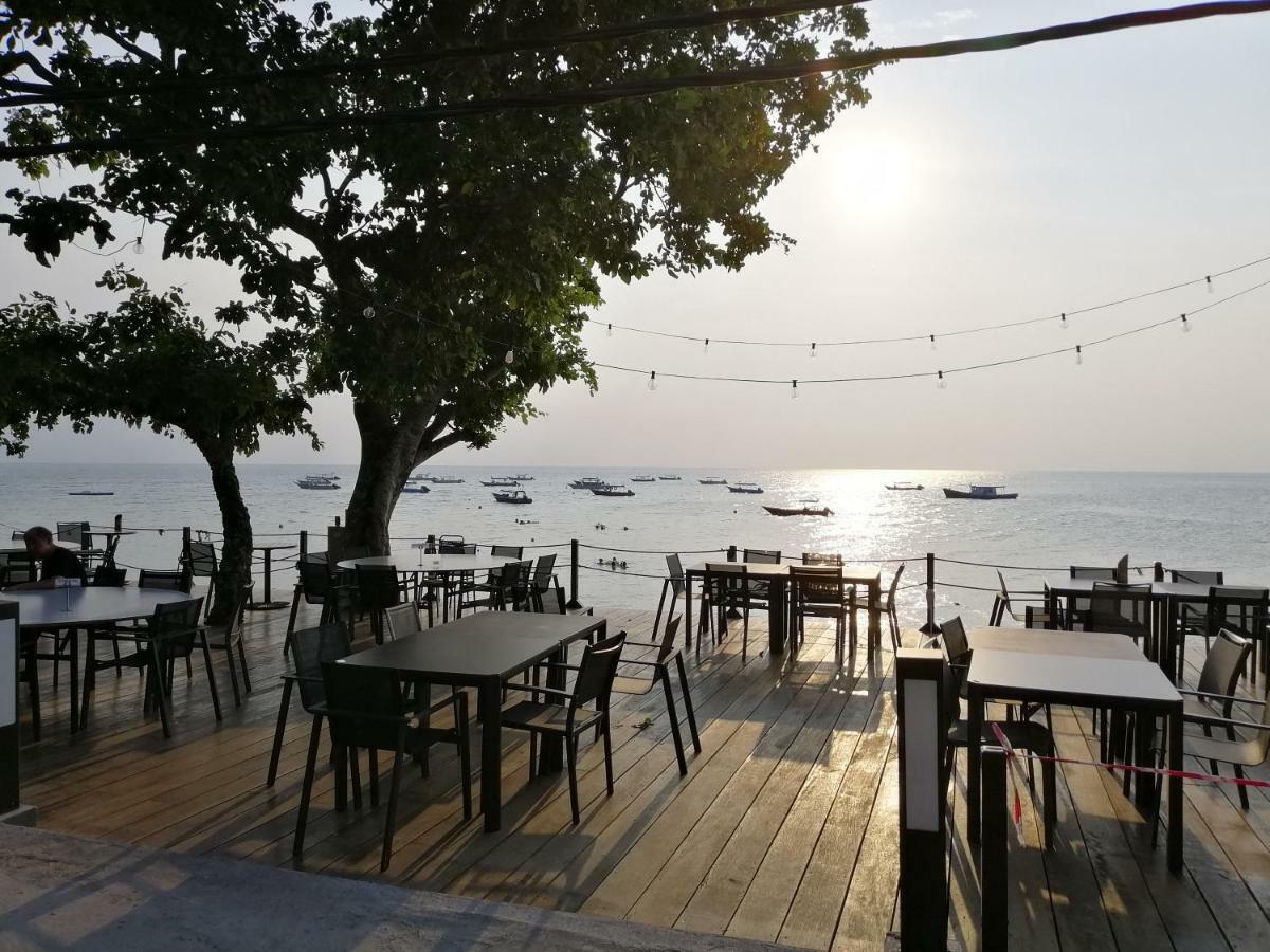 Aman Tioman Beach Resort Kampung Genting Exterior photo